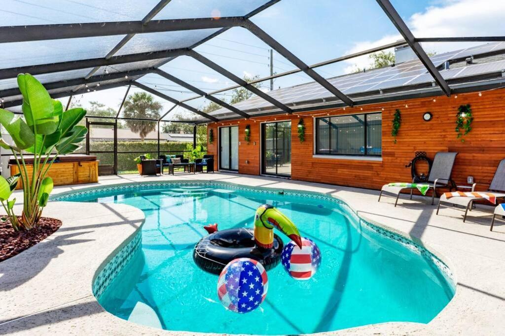 The Pelican/Pool/Hottub/Gameroom Brandon Exteriör bild