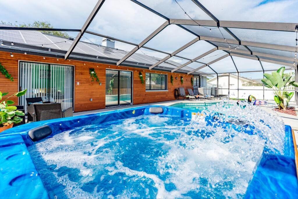 The Pelican/Pool/Hottub/Gameroom Brandon Exteriör bild