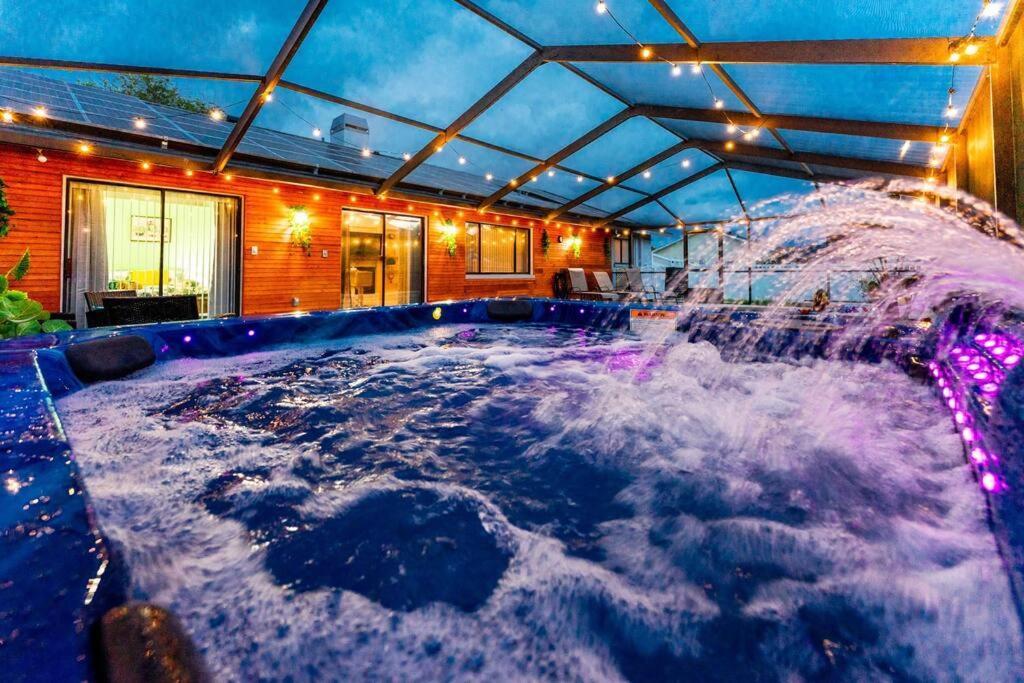 The Pelican/Pool/Hottub/Gameroom Brandon Exteriör bild